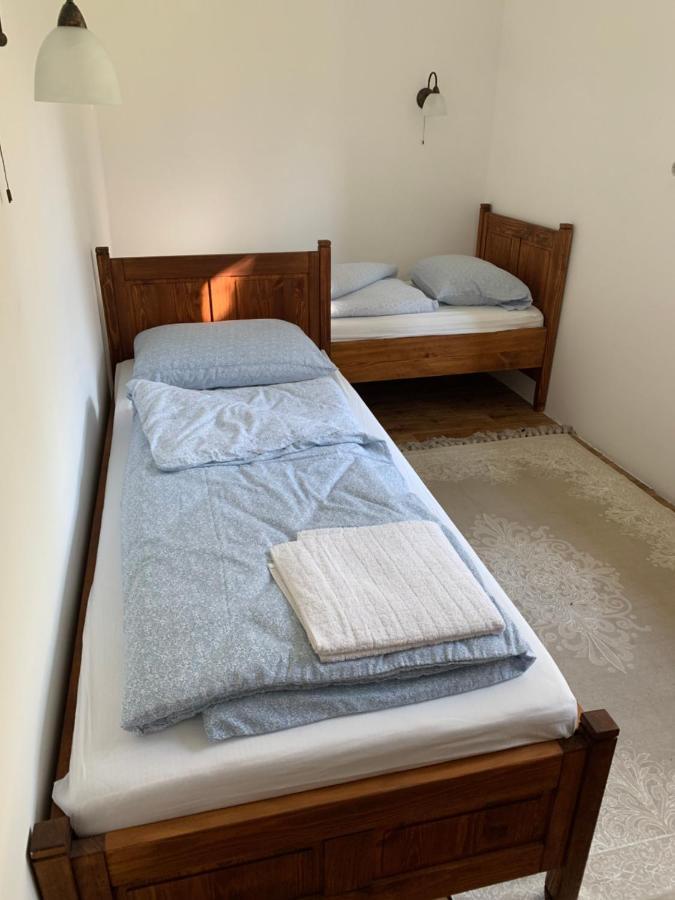 Szazesztendos Reveszhaz Apartman Szigetmonostor Екстериор снимка